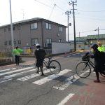 　【　地域みんなで交通安全運動！！ 】